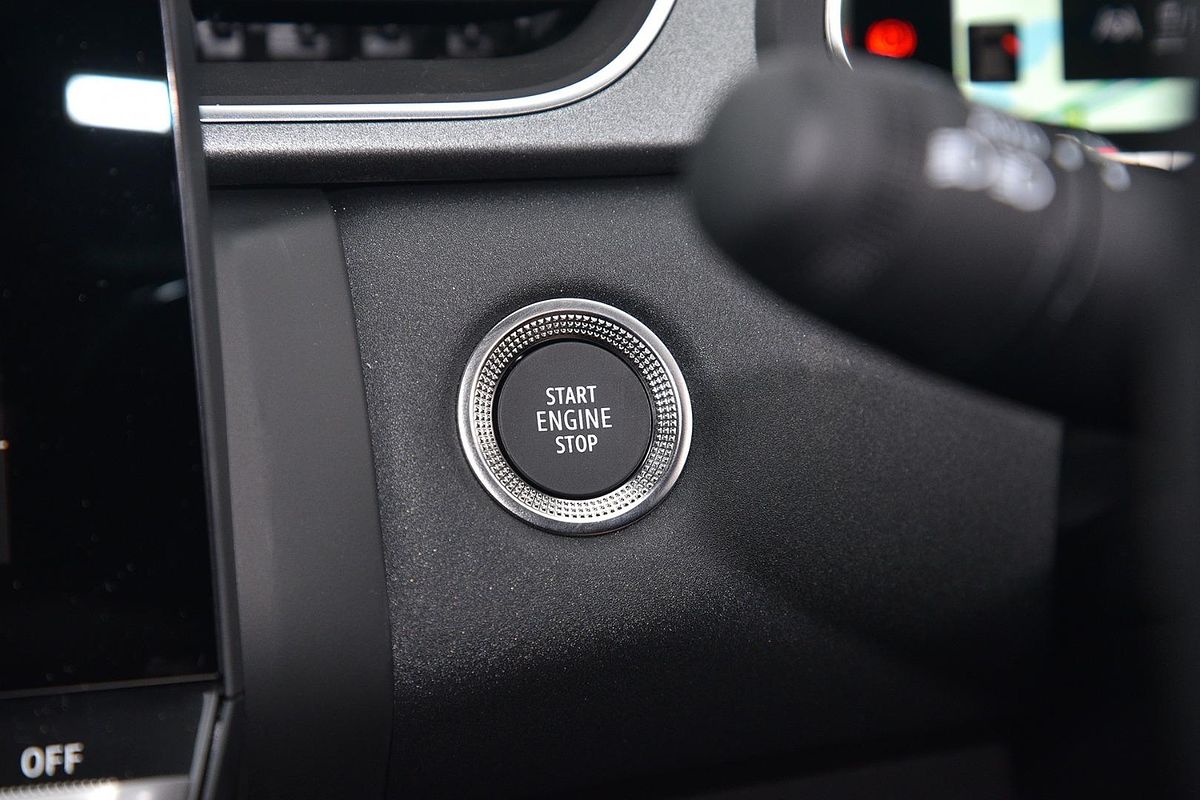 2025 Mitsubishi ASX Exceed XE