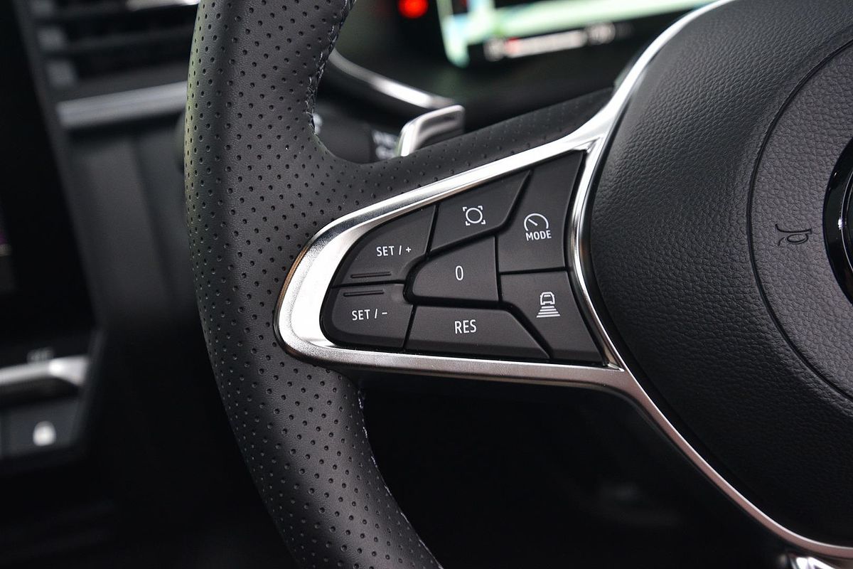 2025 Mitsubishi ASX Exceed XE