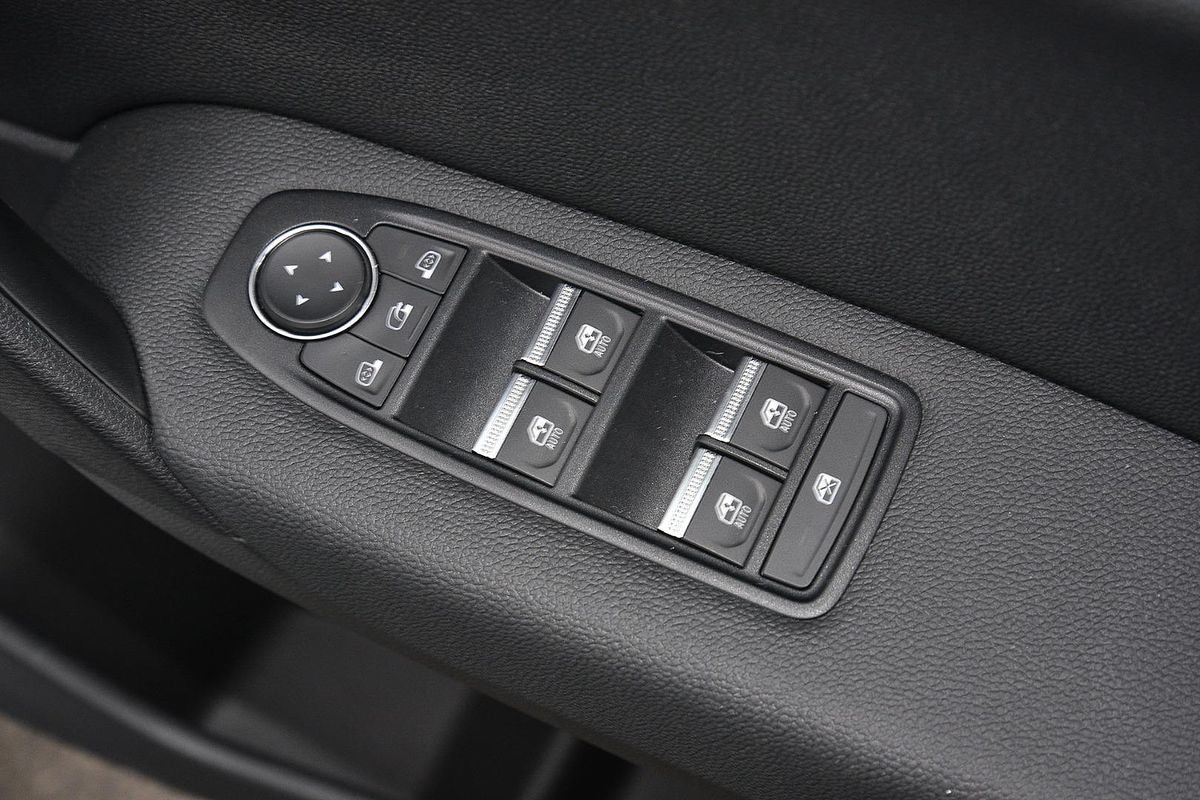 2025 Mitsubishi ASX Exceed XE