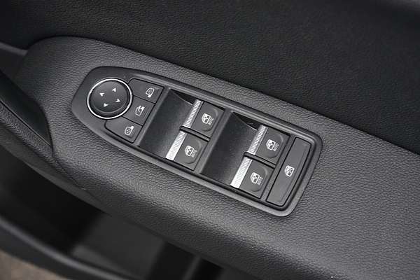 2025 Mitsubishi ASX Exceed XE