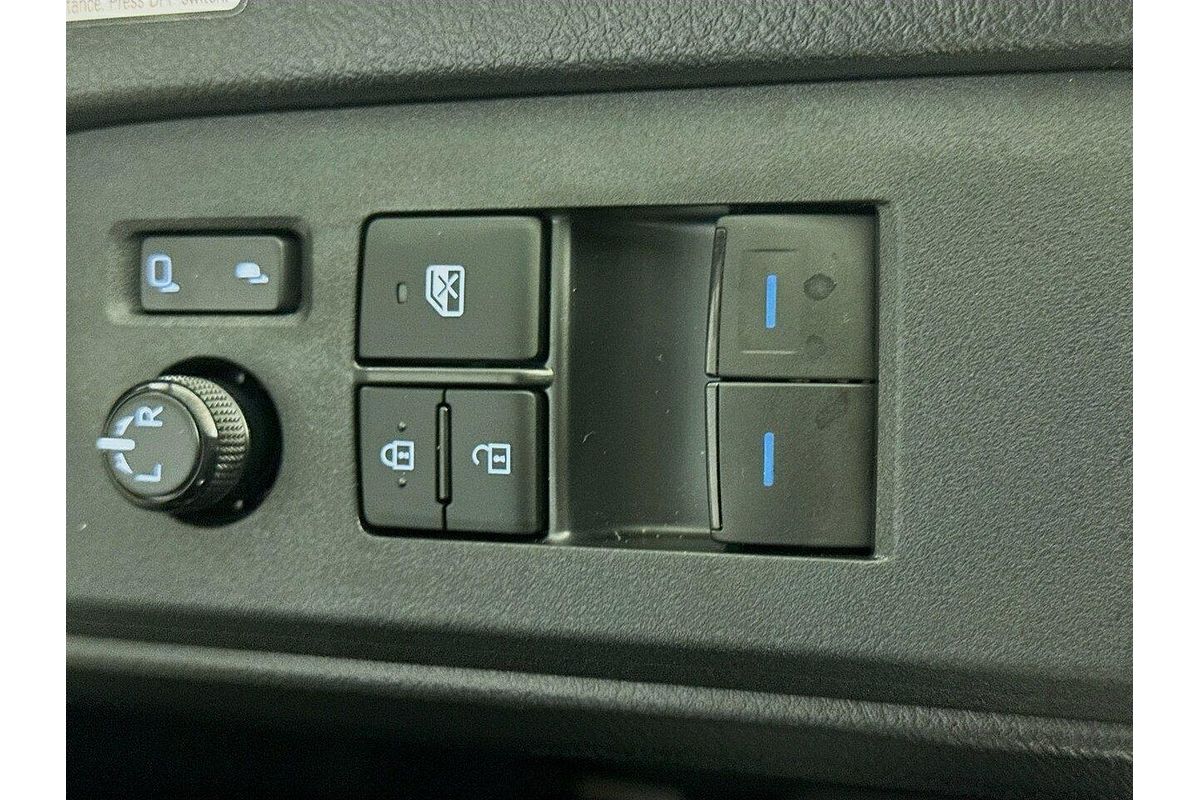 2025 Toyota Hiace GDH300R LWB