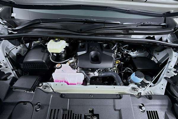 2025 Toyota Hiace GDH300R LWB