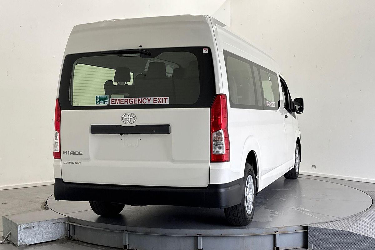 2022 Toyota Hiace Commuter GDH322R ELWB High Roof