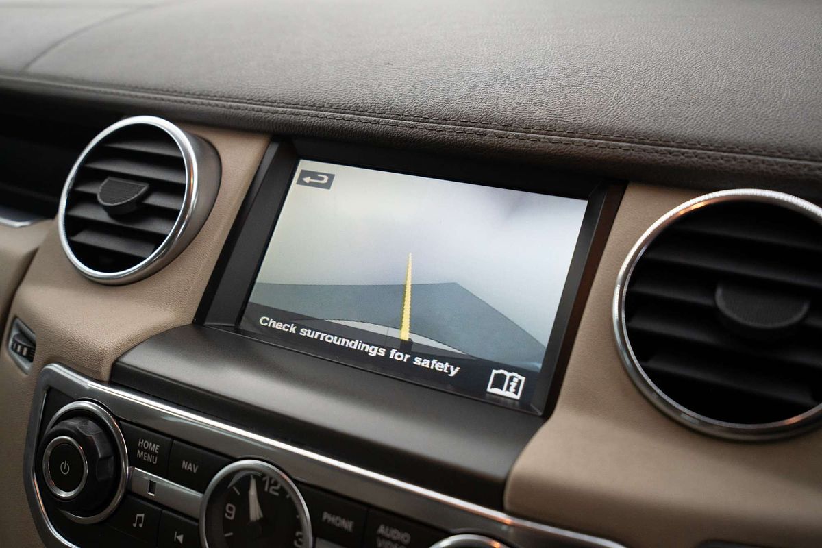 2014 Land Rover Discovery SDV6 HSE Series 4