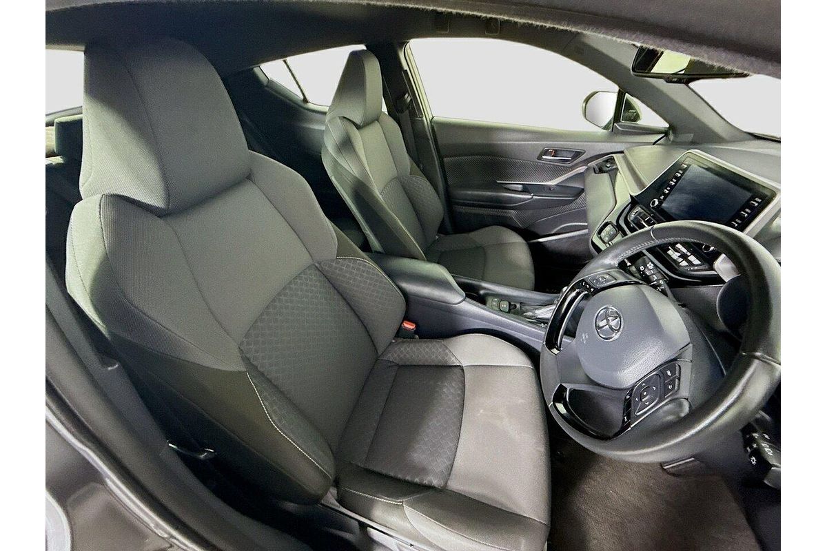 2023 Toyota C-HR GXL NGX10R