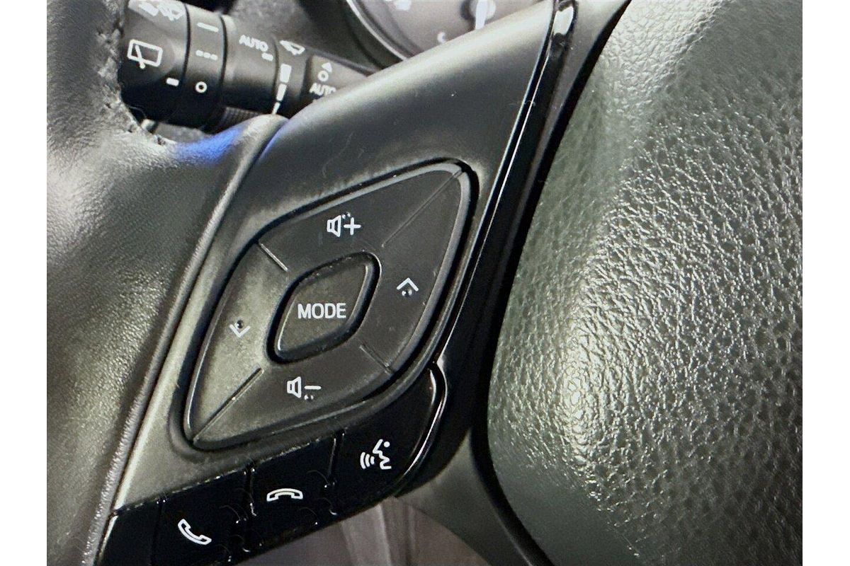 2023 Toyota C-HR GXL NGX10R