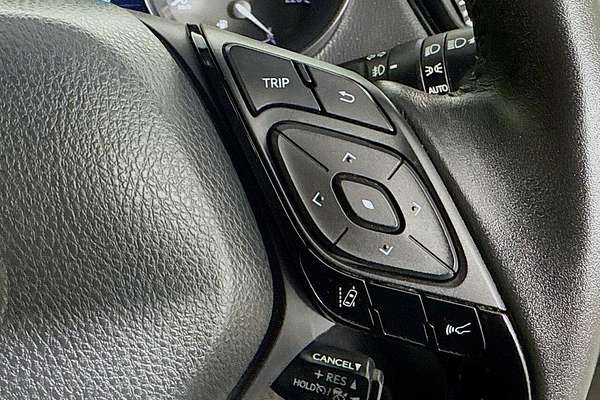 2023 Toyota C-HR GXL NGX10R