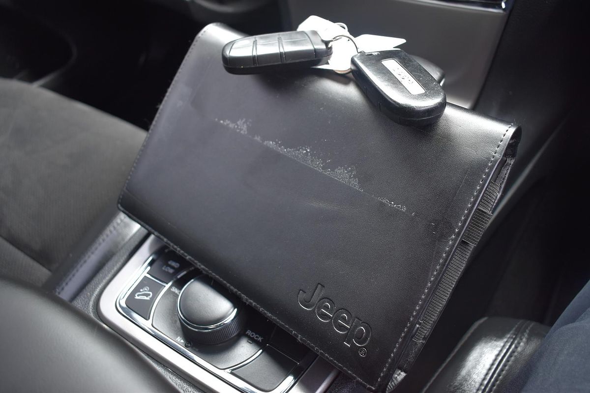 2020 Jeep Grand Cherokee Night Eagle WK