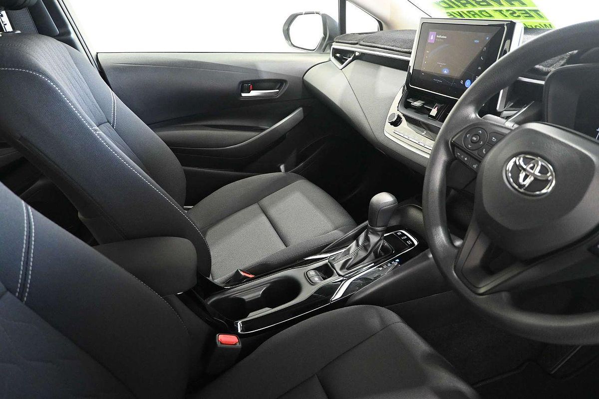 2022 Toyota Corolla Ascent Sport Hybrid ZWE211R