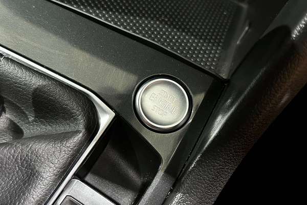 2023 Volkswagen Tiguan 147TDI R-Line 5N