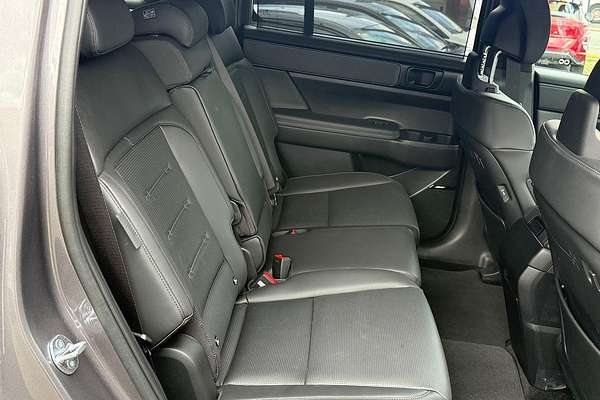 2025 Hyundai Santa Fe Calligraphy MX5.V1