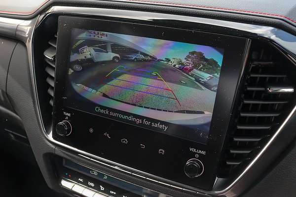 2025 Isuzu D-MAX X-TERRAIN 4X4