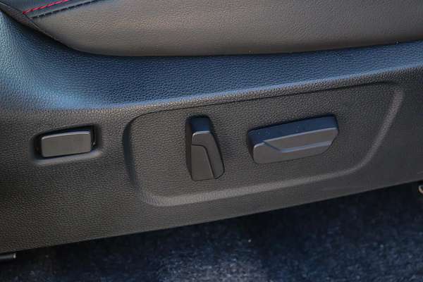 2025 Isuzu D-MAX X-TERRAIN 4X4