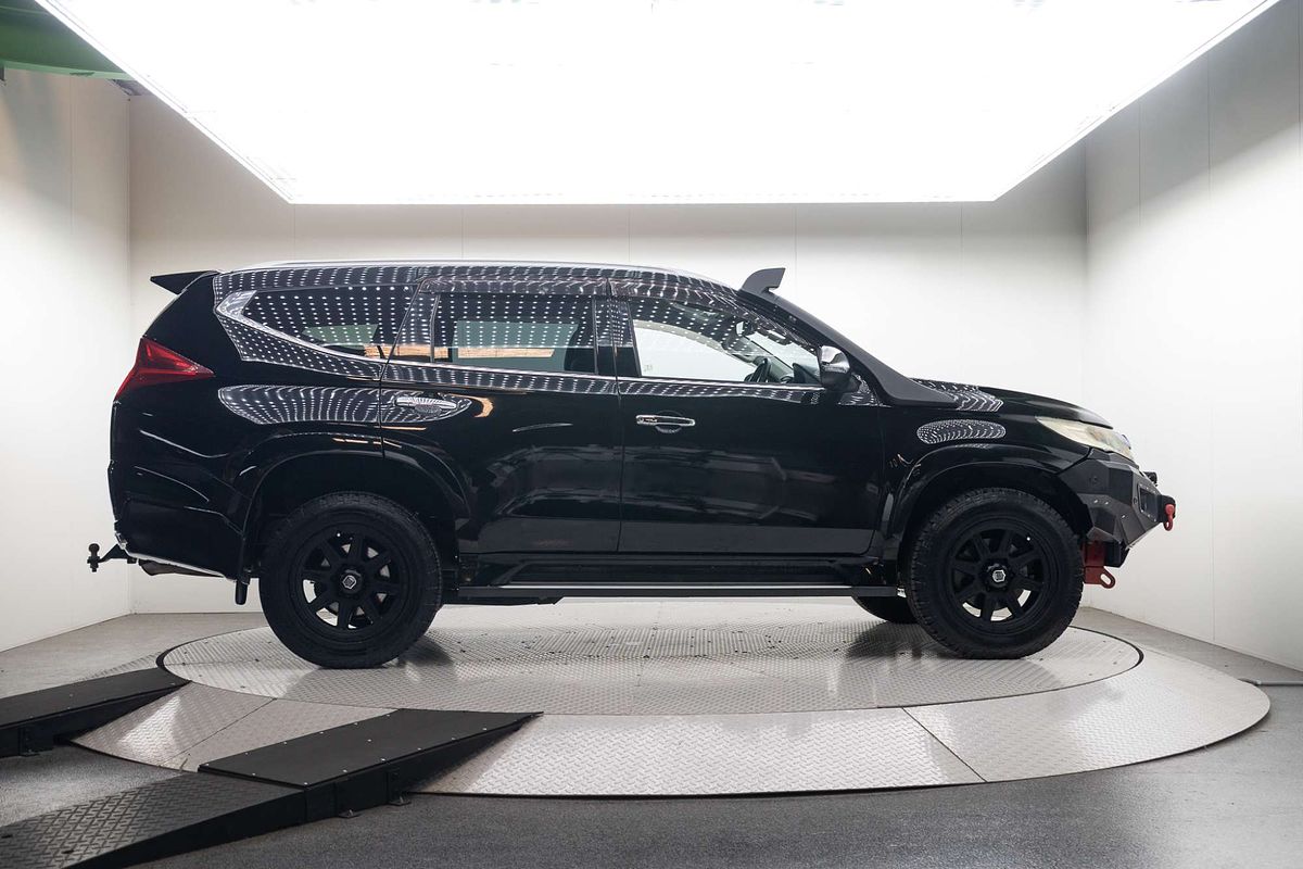 2016 Mitsubishi Pajero Sport Exceed QE