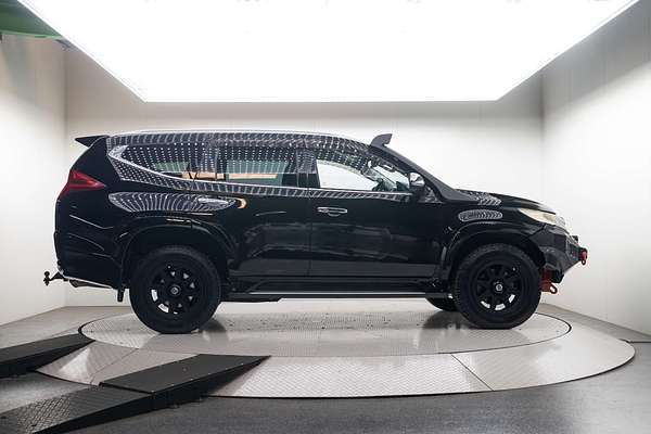 2016 Mitsubishi Pajero Sport Exceed QE