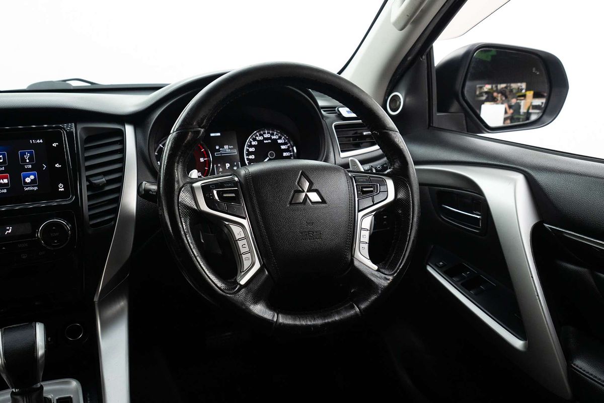 2016 Mitsubishi Pajero Sport Exceed QE