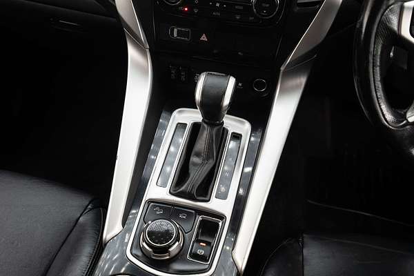 2016 Mitsubishi Pajero Sport Exceed QE