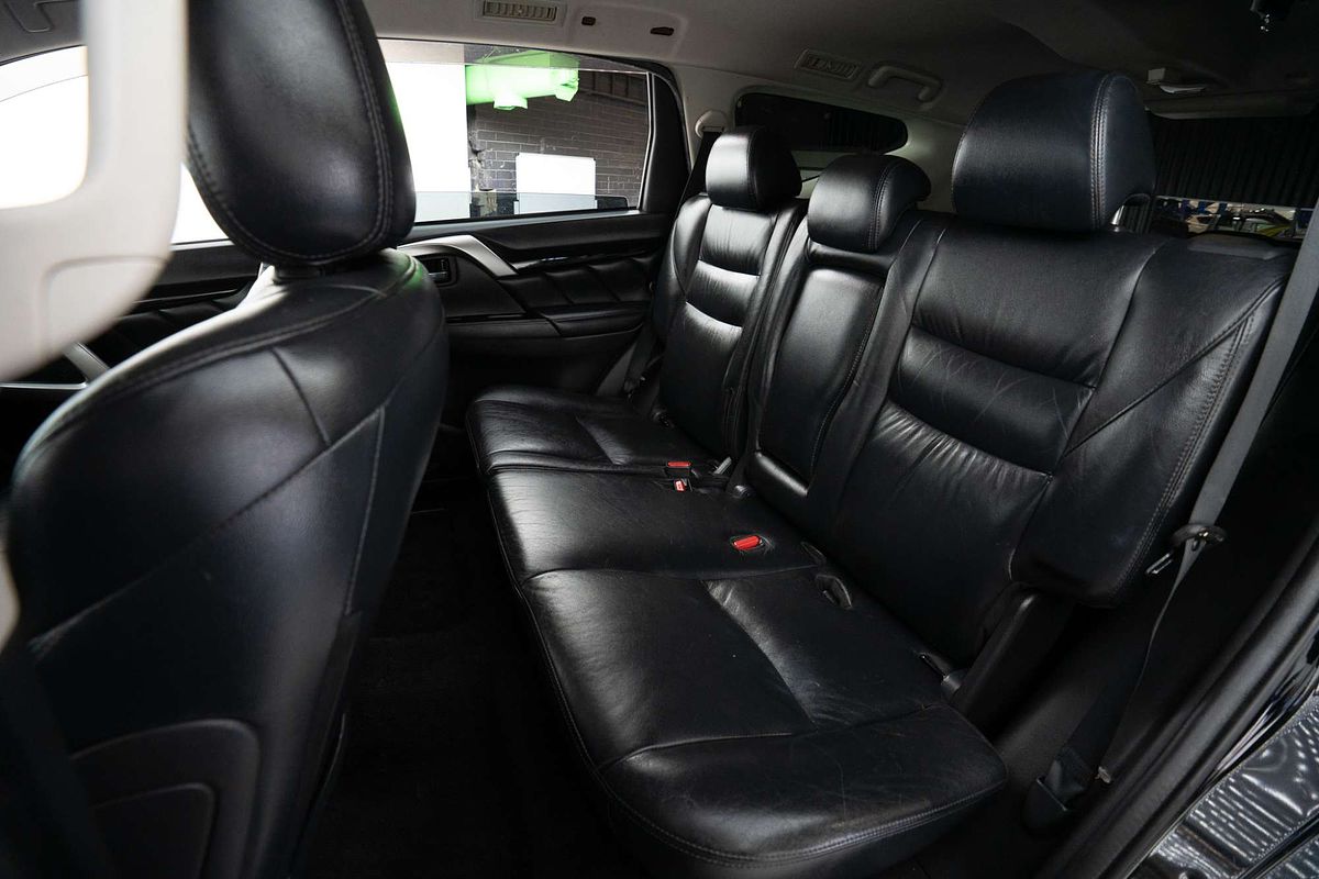 2016 Mitsubishi Pajero Sport Exceed QE