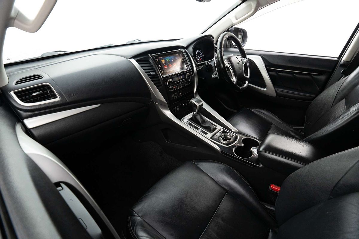 2016 Mitsubishi Pajero Sport Exceed QE