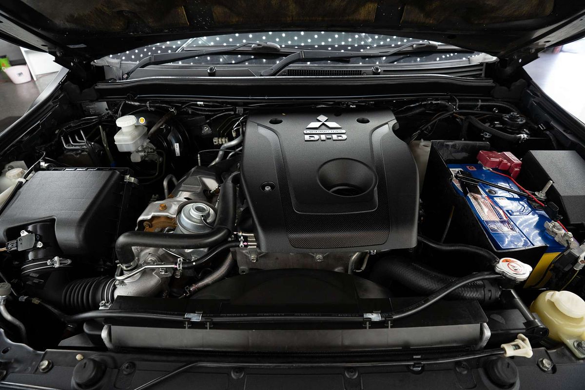 2016 Mitsubishi Pajero Sport Exceed QE