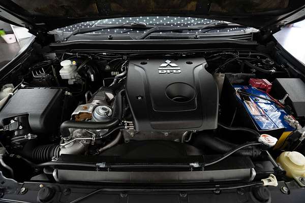 2016 Mitsubishi Pajero Sport Exceed QE