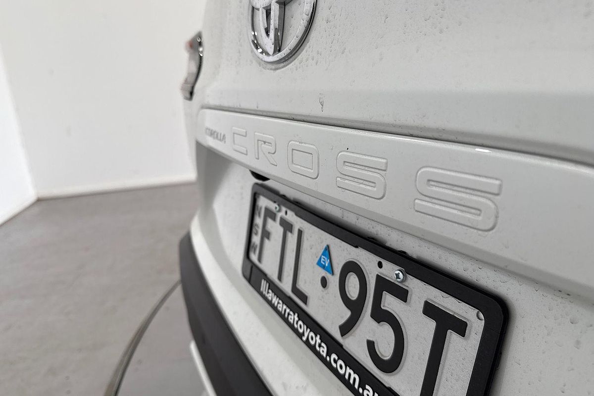 2025 Toyota Corolla Cross Atmos MXGH15R