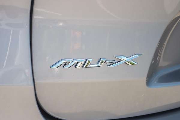 2025 Isuzu MU-X X-TERRAIN