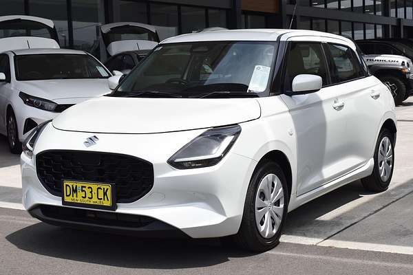 2024 Suzuki Swift Hybrid UZ