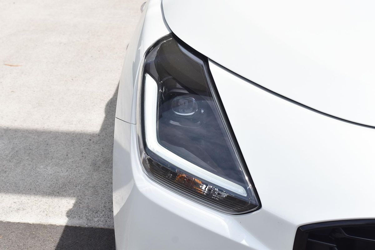 2024 Suzuki Swift Hybrid UZ