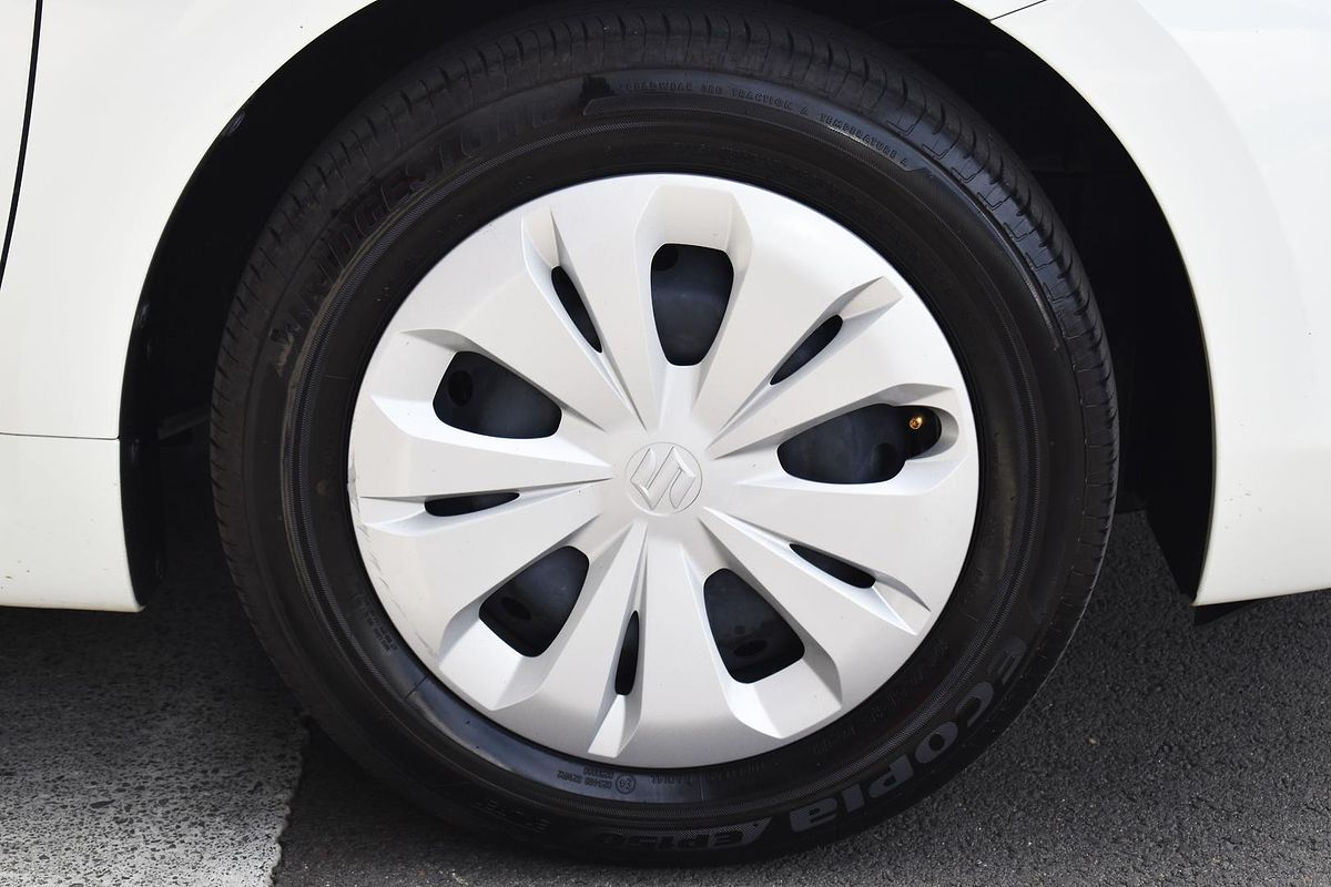 2024 Suzuki Swift Hybrid UZ