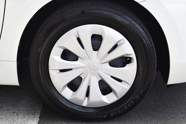 2024 Suzuki Swift Hybrid UZ