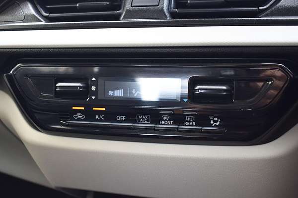 2024 Suzuki Swift Hybrid UZ