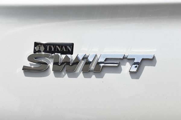 2024 Suzuki Swift Hybrid UZ