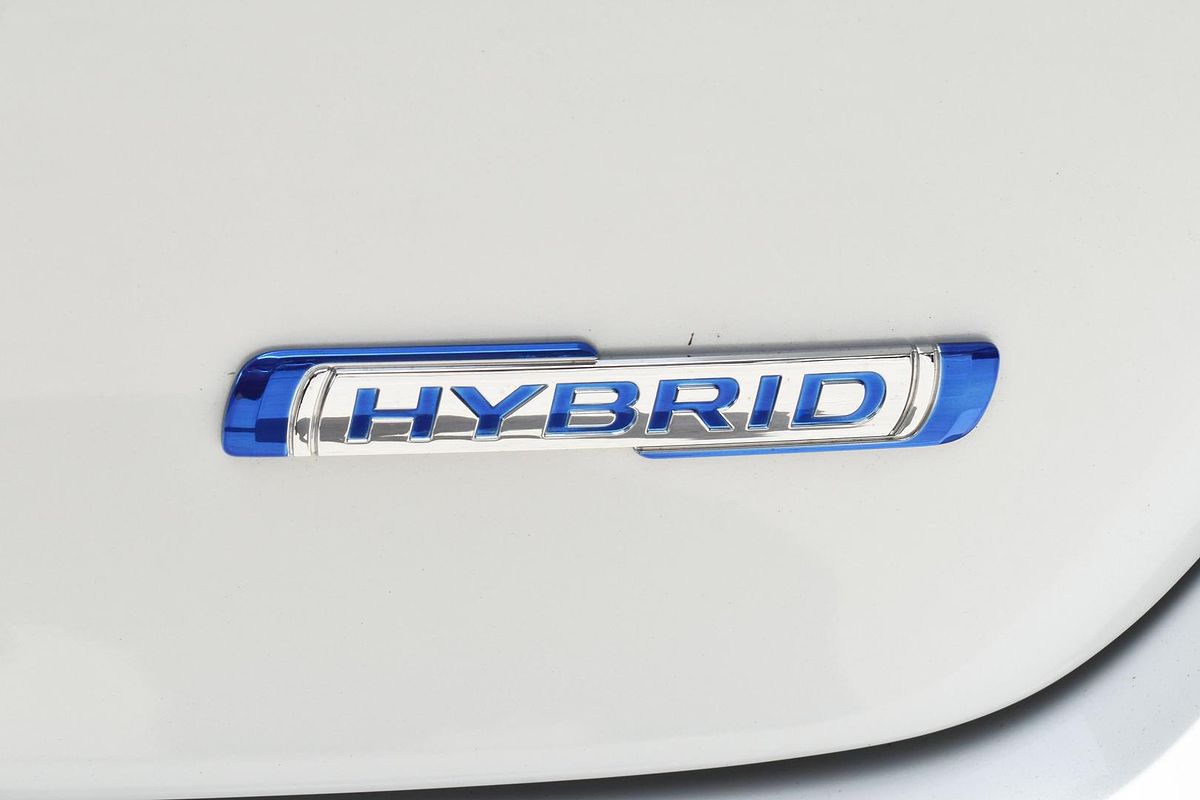 2024 Suzuki Swift Hybrid UZ