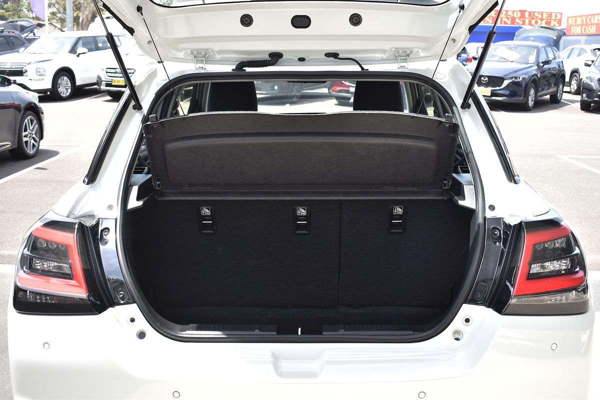 2024 Suzuki Swift Hybrid UZ