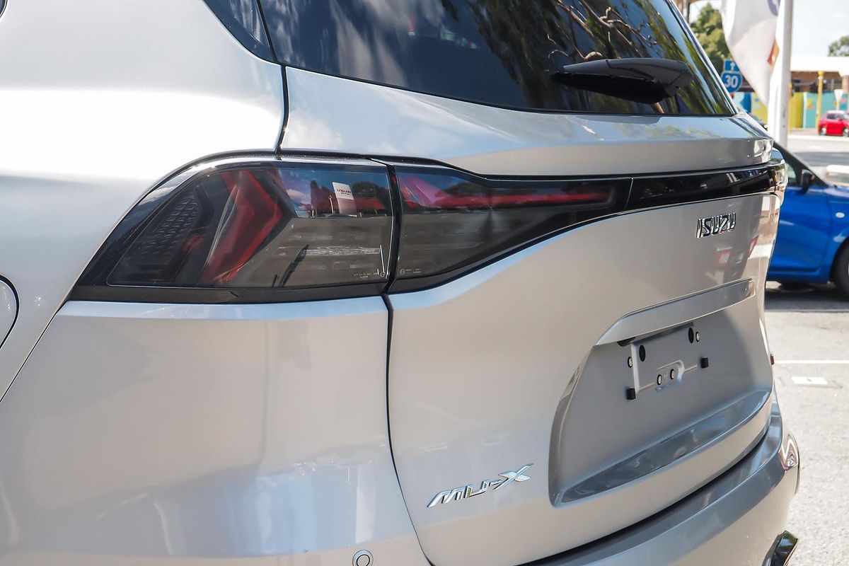 2025 Isuzu MU-X X-TERRAIN