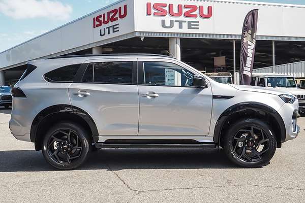 2025 Isuzu MU-X X-TERRAIN