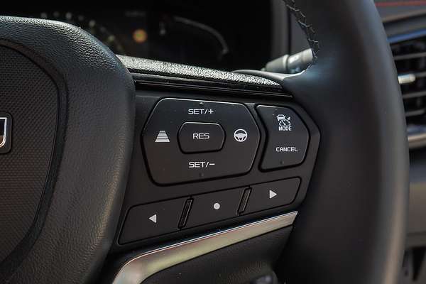 2025 Isuzu MU-X X-TERRAIN