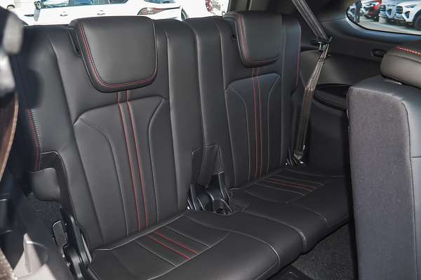 2025 Isuzu MU-X X-TERRAIN