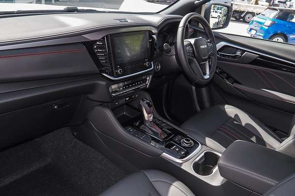 2025 Isuzu MU-X X-TERRAIN