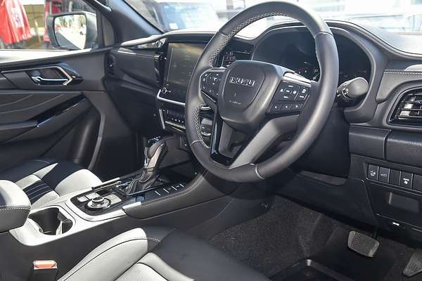 2025 Isuzu MU-X LS-T