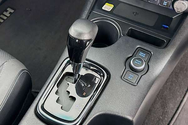 2024 Toyota Hilux Rogue 48V GUN126R 4X4