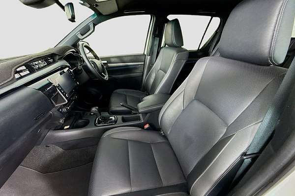 2024 Toyota Hilux Rogue 48V GUN126R 4X4