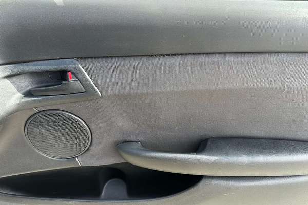 2010 Holden Commodore Omega VE