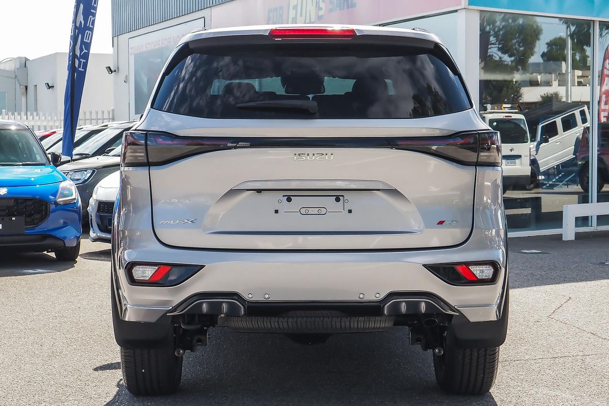 2025 Isuzu MU-X X-TERRAIN