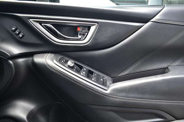 2018 Subaru Forester 2.5i-S S5