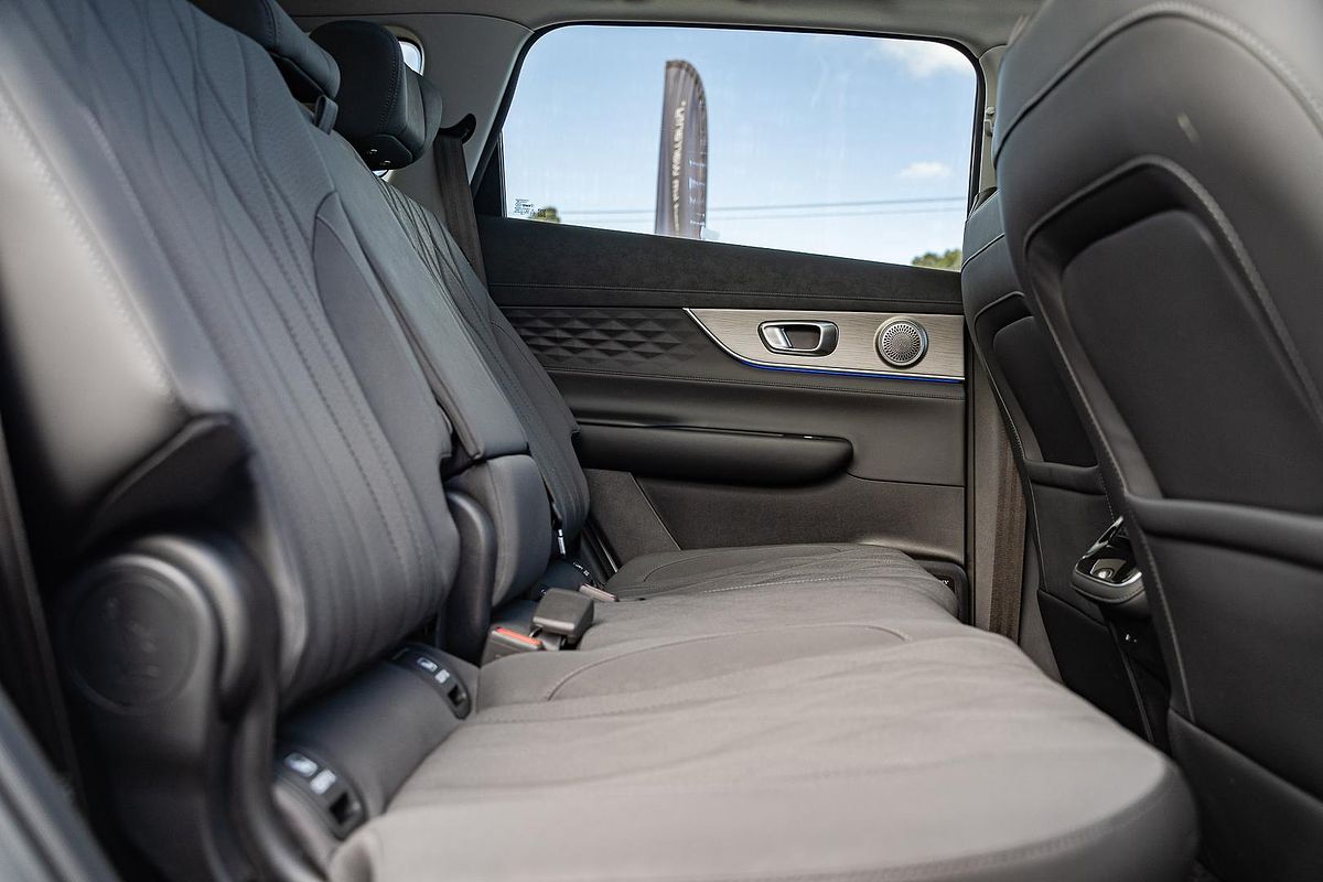 2025 Chery Tiggo 8 Super Hybrid Ultimate T31