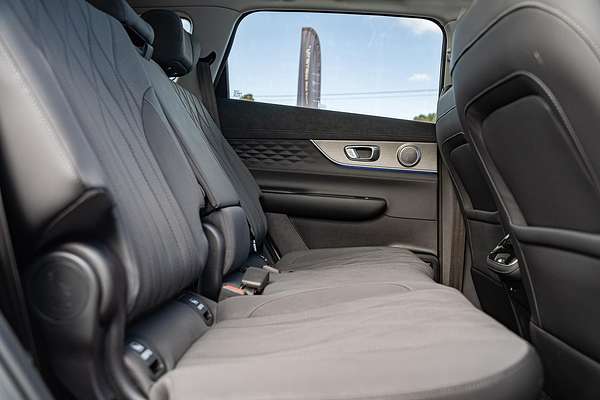 2025 Chery Tiggo 8 Super Hybrid Ultimate T31