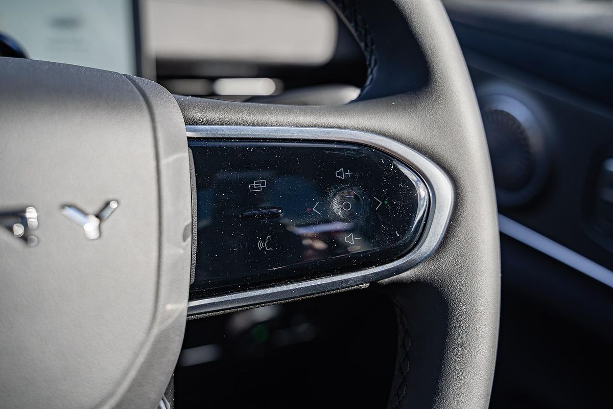 2025 Chery Tiggo 8 Super Hybrid Ultimate T31