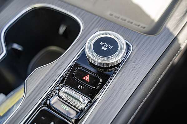 2025 Chery Tiggo 8 Super Hybrid Ultimate T31